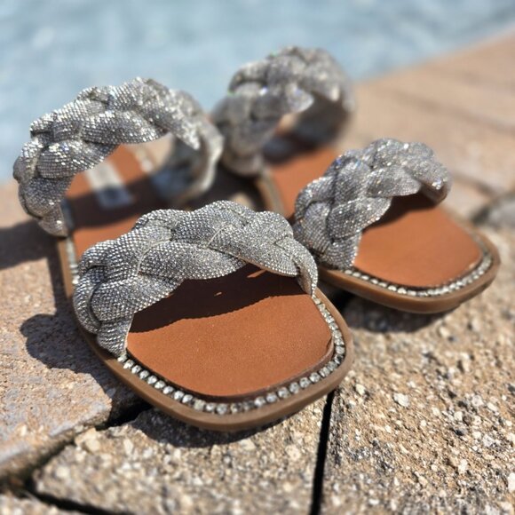 Steve Madden “Newbie” Flat Sandals - Rhinestone - Size 7 - Picture 1 of 5